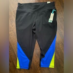Nwt new livi active cooling capri legging workout athletic pant black 18/20